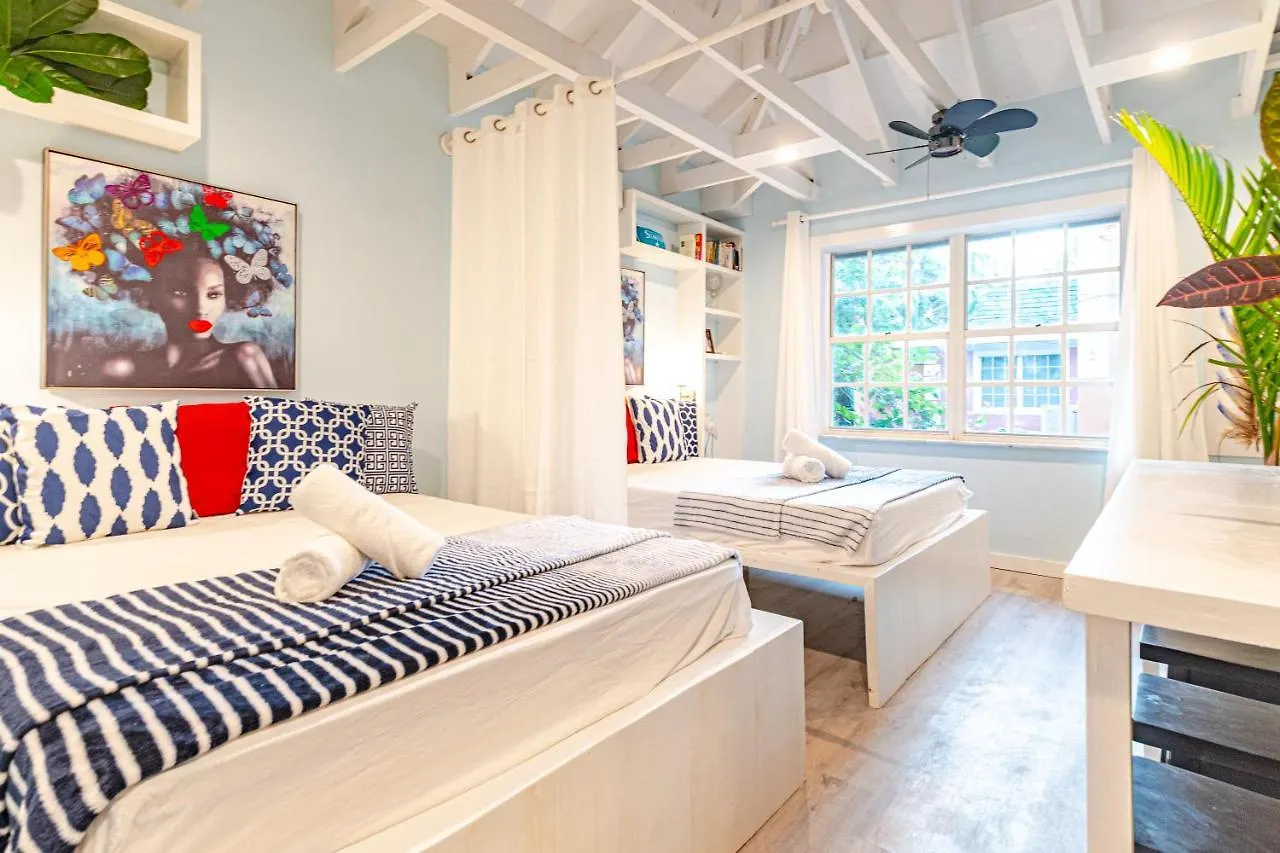 Butterfly Cottage At Viking Hill - Love Beach Nassau